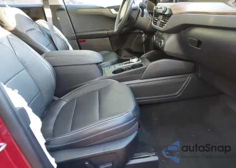 2020 Ford Escape Titanium Hybrid from USA, damaged, VIN 1FMCU9DZ3LUB12363